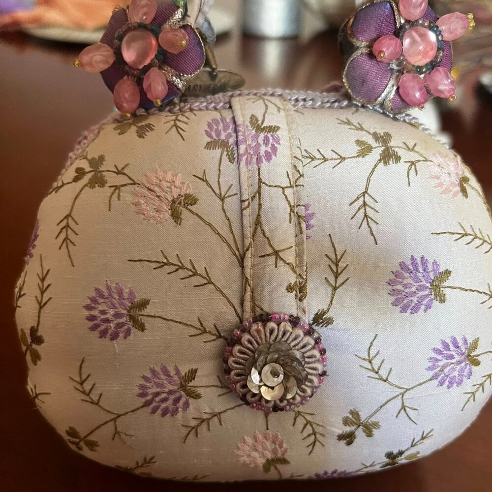 Petite Mary Frances Handbag Retired Vintage - Picture 3 of 6